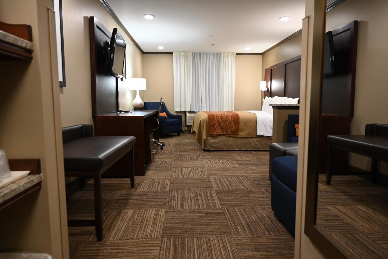 Giles Hotel Inn And Suites Pulaski Dış mekan fotoğraf