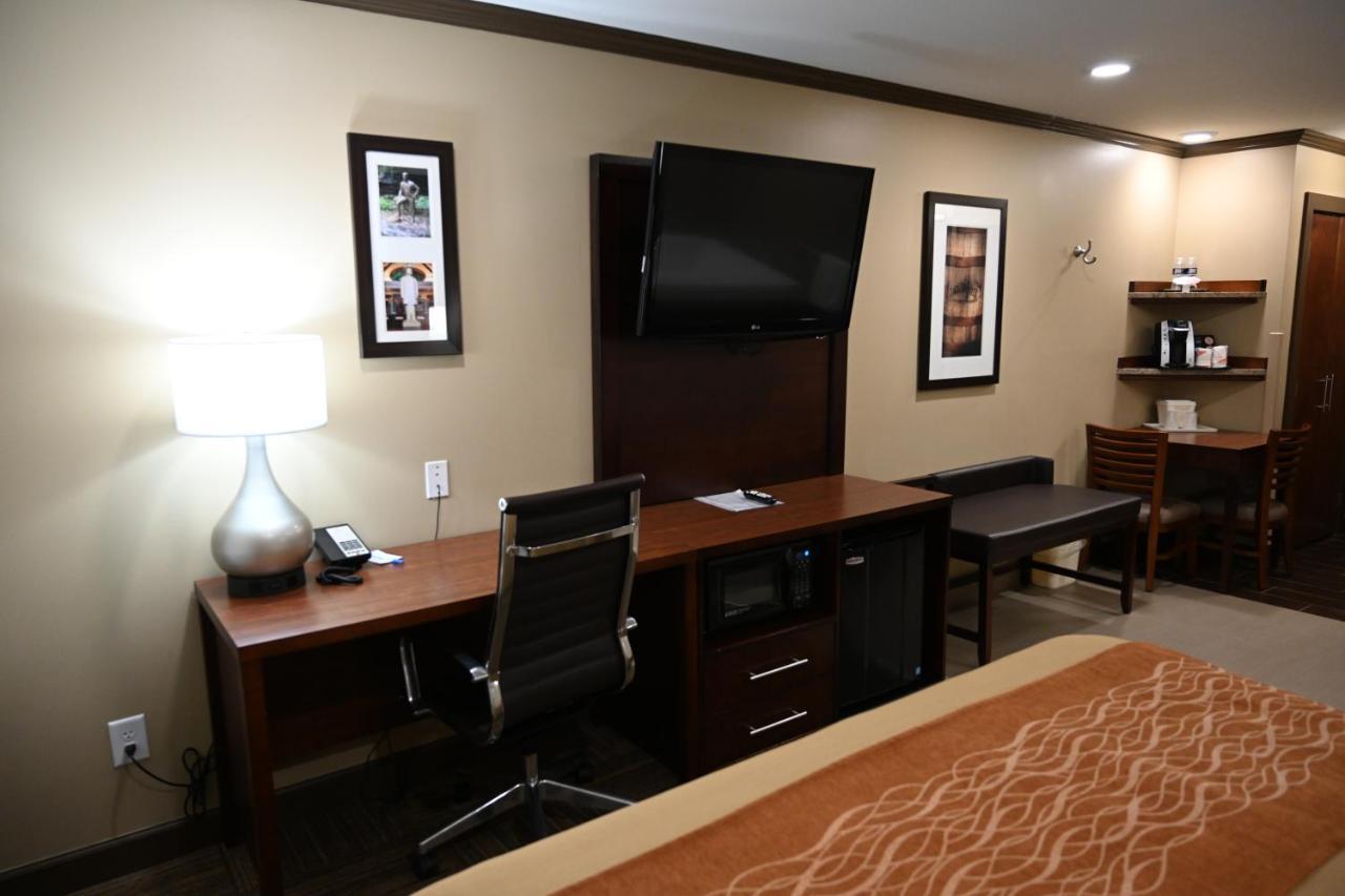Giles Hotel Inn And Suites Pulaski Dış mekan fotoğraf