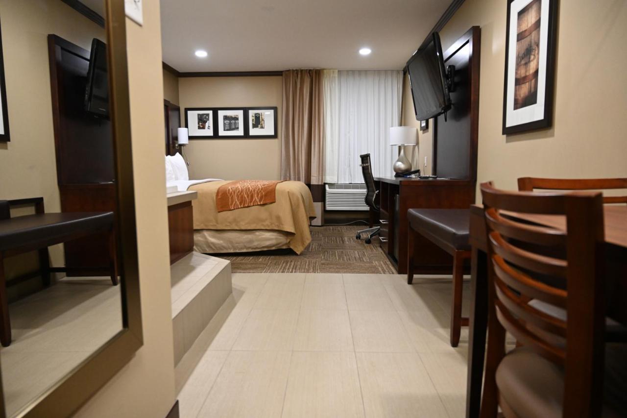 Giles Hotel Inn And Suites Pulaski Dış mekan fotoğraf