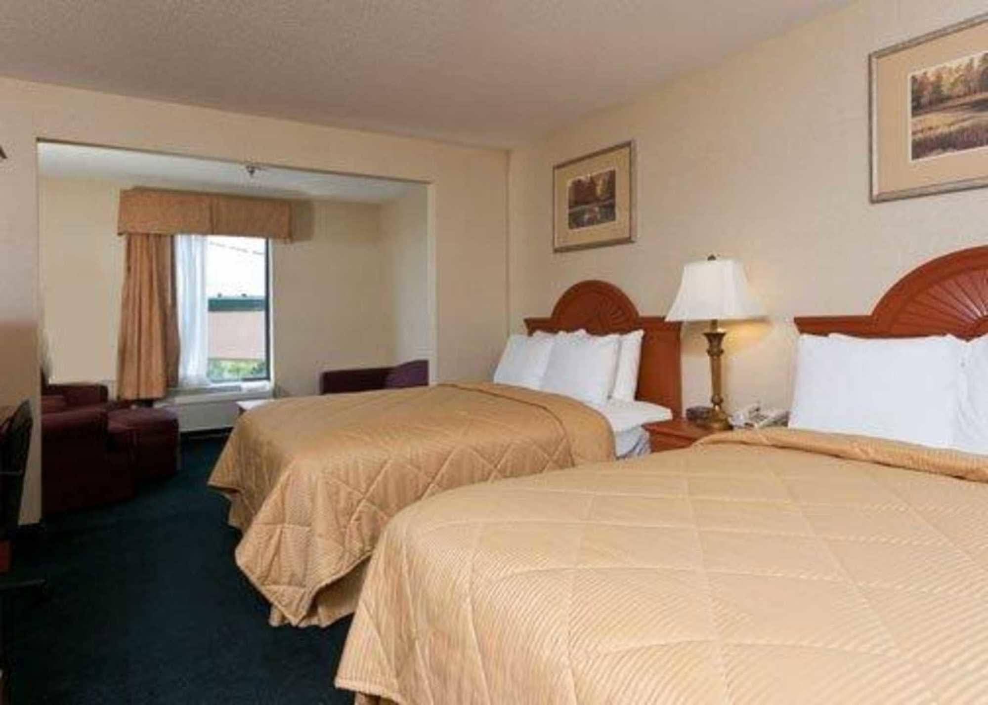 Giles Hotel Inn And Suites Pulaski Oda fotoğraf